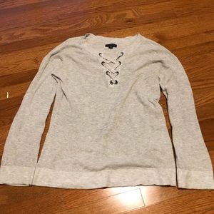 AMERICAN EAGLE GREY SWEATER